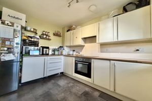 Kitchen- click for photo gallery